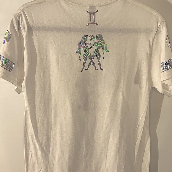 GEMINI Holographic Lady Twins T Shirt - Picture 3 of 6